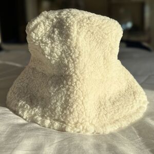 Teddy Ivory Bucket Hat